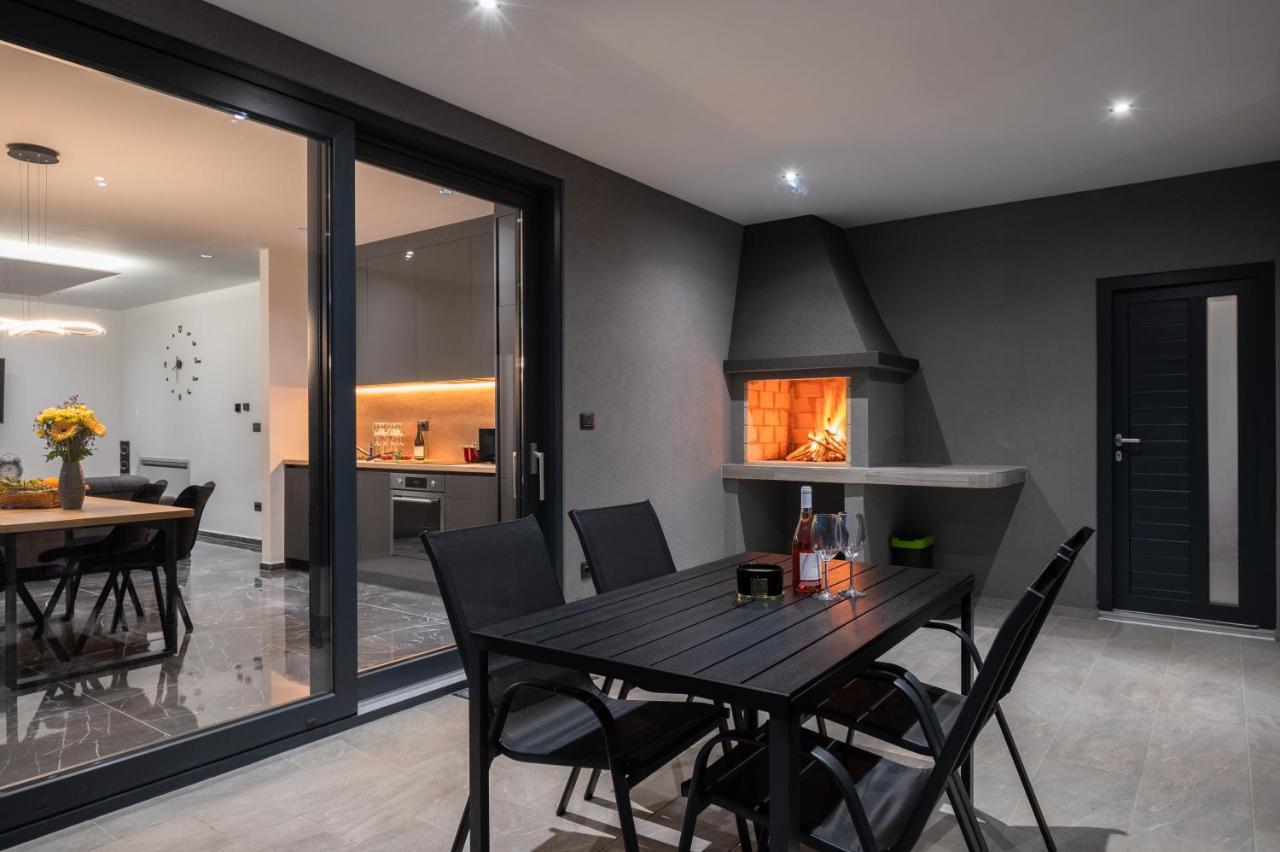 Green Luxury II With Heated Pool, Jacuzzi & Sauna Ruzici  Εξωτερικό φωτογραφία