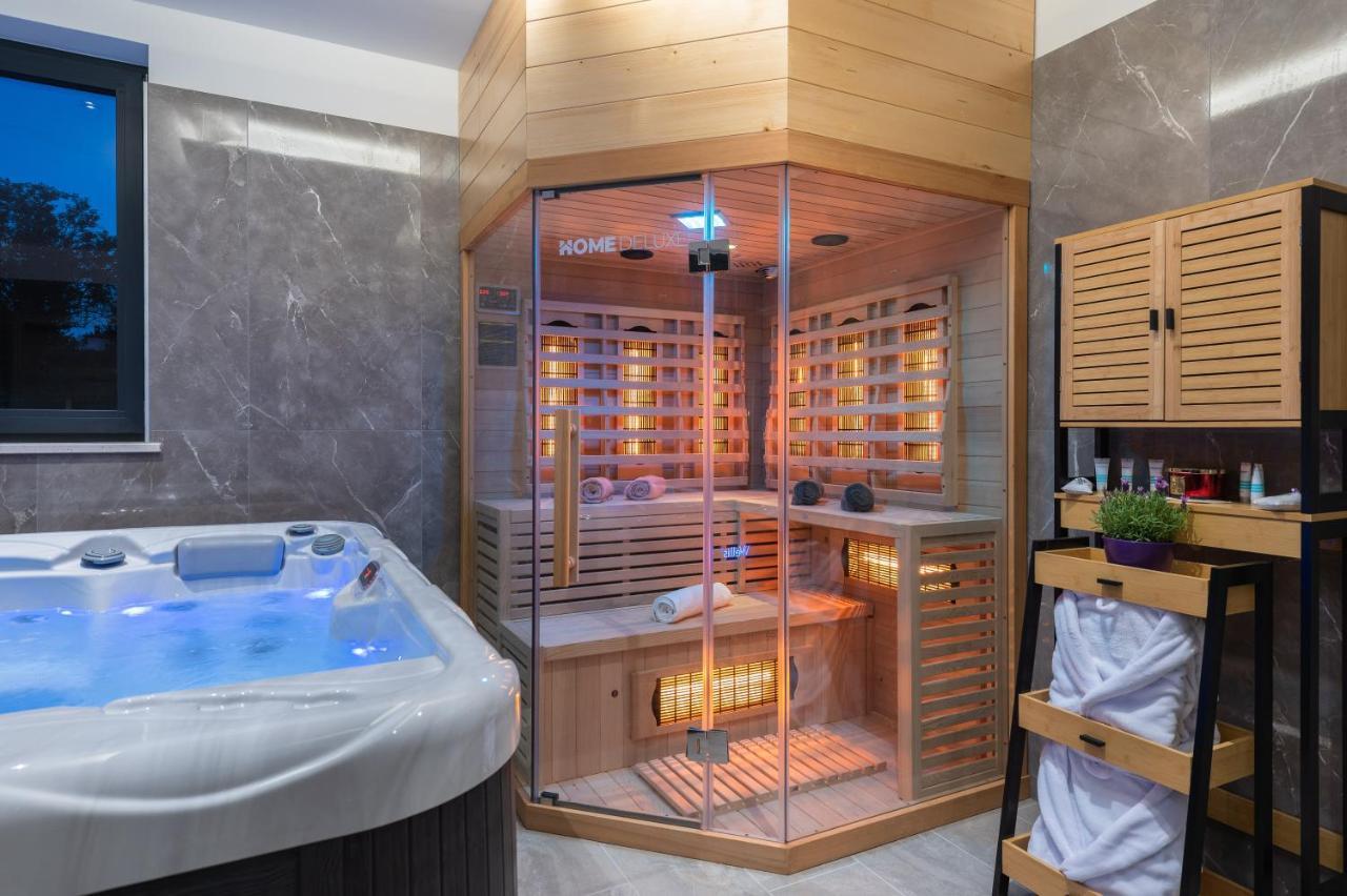 Green Luxury II With Heated Pool, Jacuzzi & Sauna Ruzici  Εξωτερικό φωτογραφία