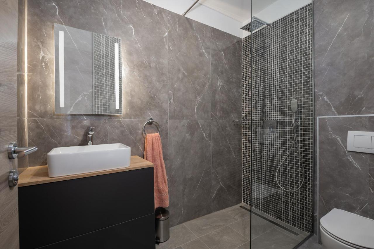 Green Luxury II With Heated Pool, Jacuzzi & Sauna Ruzici  Εξωτερικό φωτογραφία