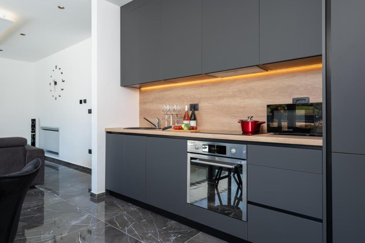 Green Luxury II With Heated Pool, Jacuzzi & Sauna Ruzici  Εξωτερικό φωτογραφία